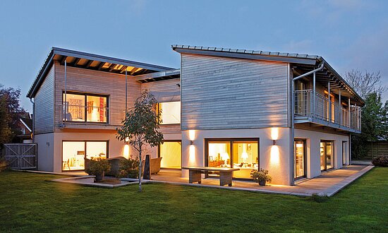 Show home Broad Hinton exterior view