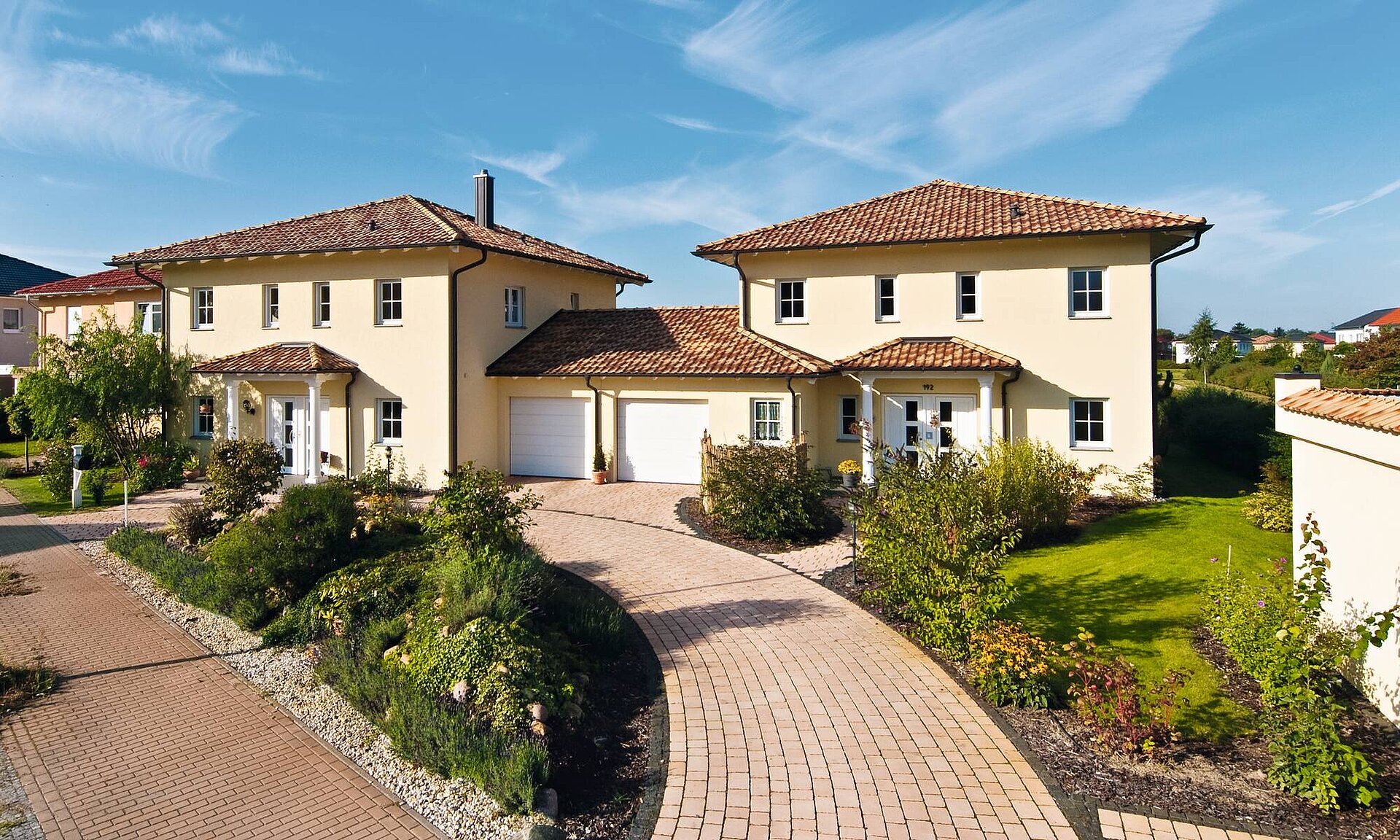 Semi-detached house in Mediterranean style - show house
