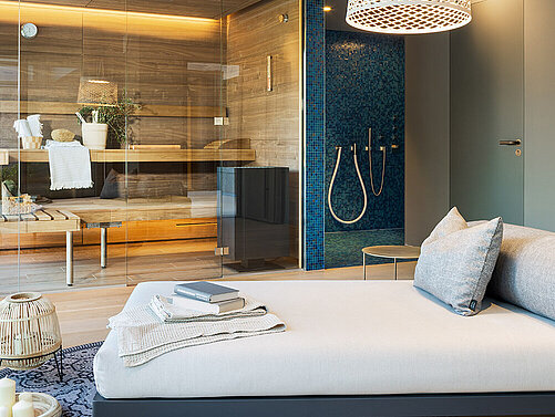 Exklusive Oase - Badezimmer mit Sauna in der Luxusvilla Blunt im Erlenpark