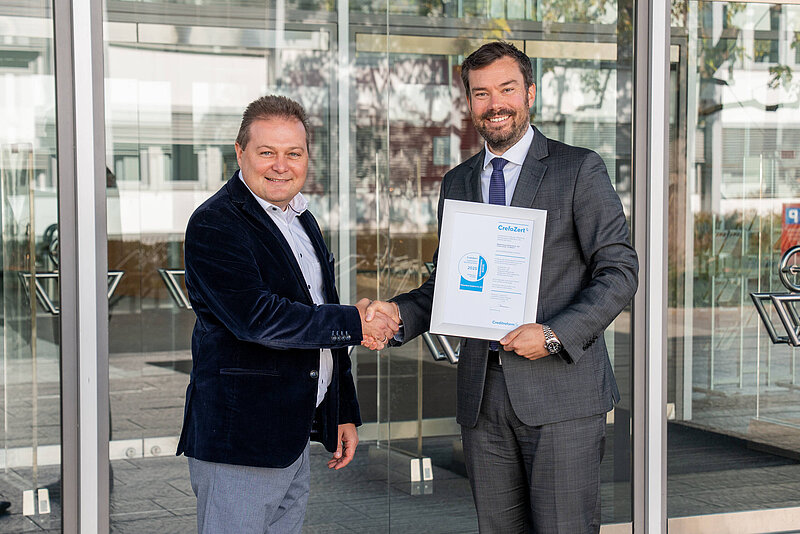 WeberHaus erhält zum 15. Mal Bonitätszertifikat CrefoZert